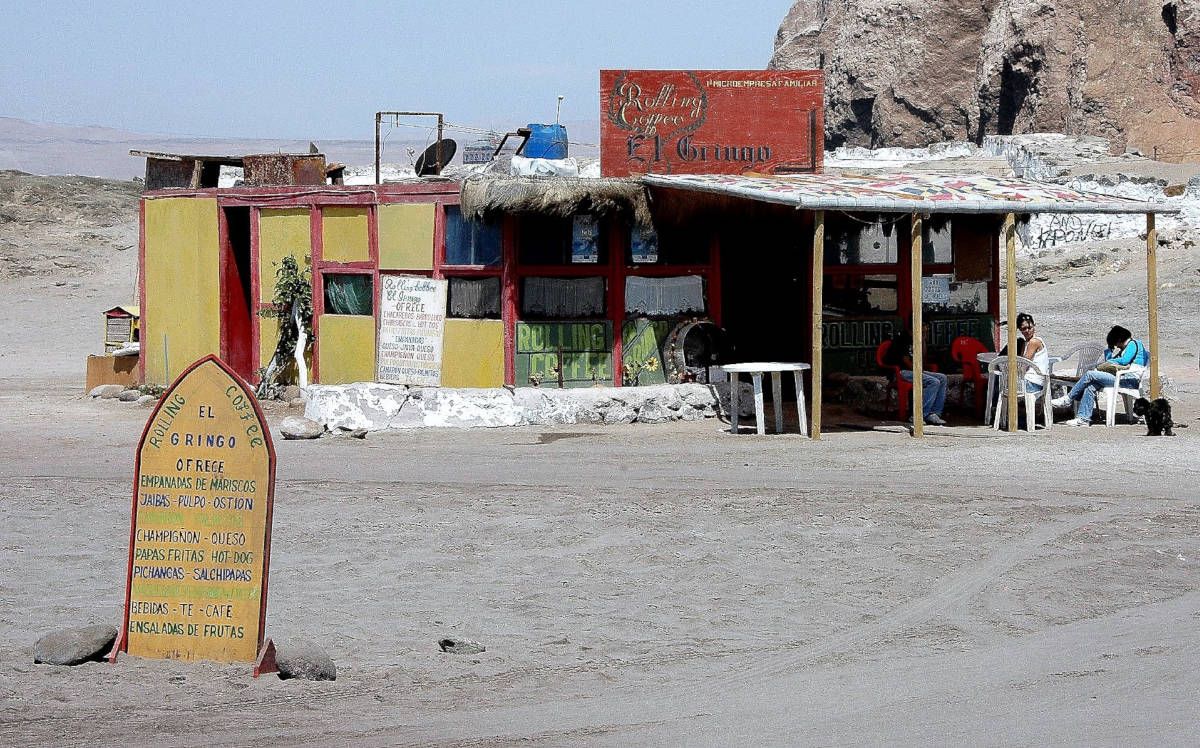 El Gringo beach in Arica, Chile