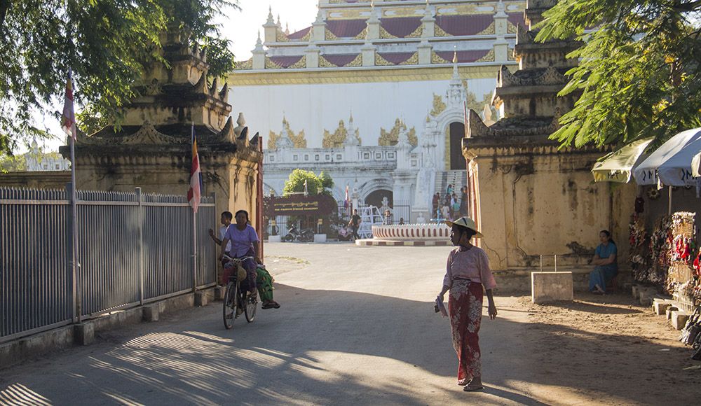 Street scene in Mandalay, Myanmar