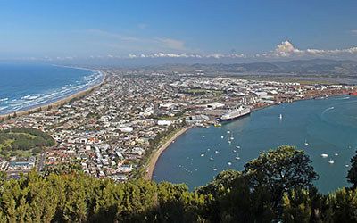 Climbing the Mauao at Tauranga