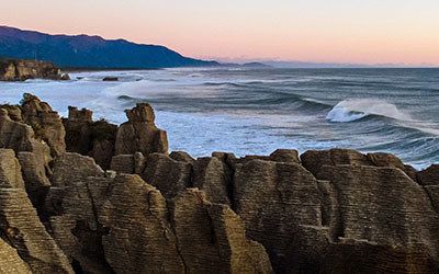 Pancake Rocks and Moeraki Boulders