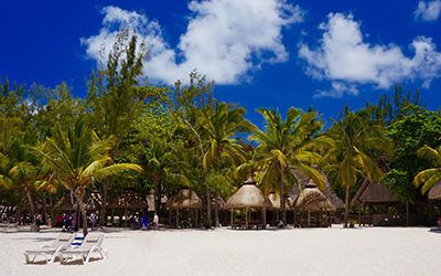 Day at the beach at Ile aux Cerfs