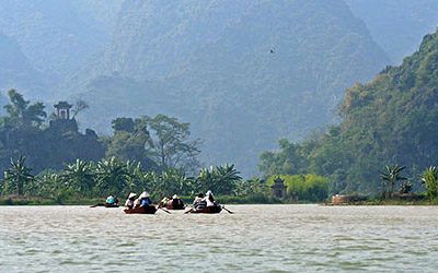 Rowing to the Perfume Pagoda