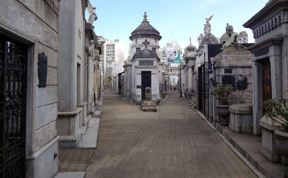 silver-travellers-argentina-highlight-buenos-aires-recoleta-mobile Recoleta