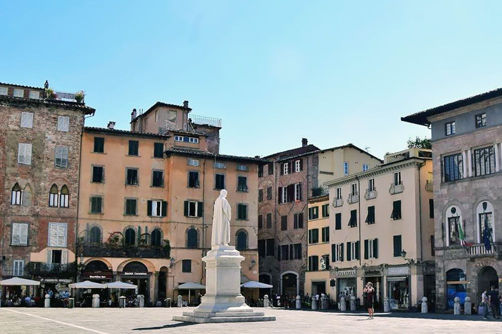 Square in Lucca