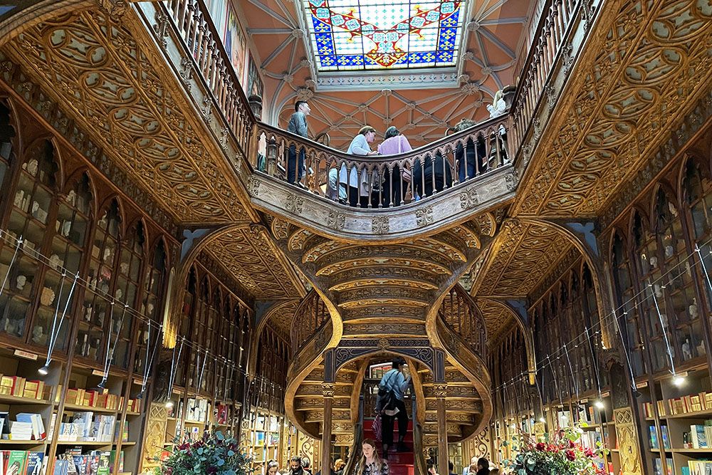 Most famous book store in Porto