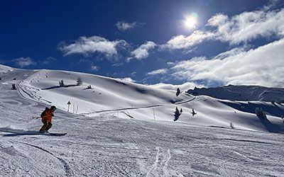 Winter sports in the French-Italian Espace San Bernardo