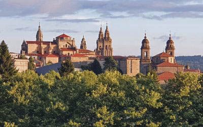 Santiago de Compostela: finish line of the pilgrim routes