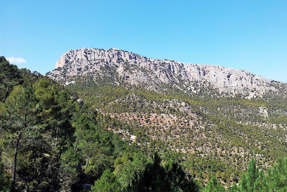 Highest mountain in the Sierra Espuña