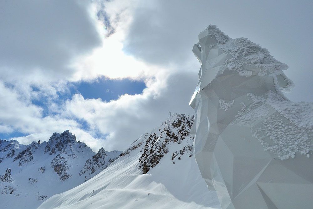 Ice sculpture