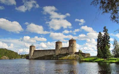 Savonlinna on Lake Saimaa: all the sights