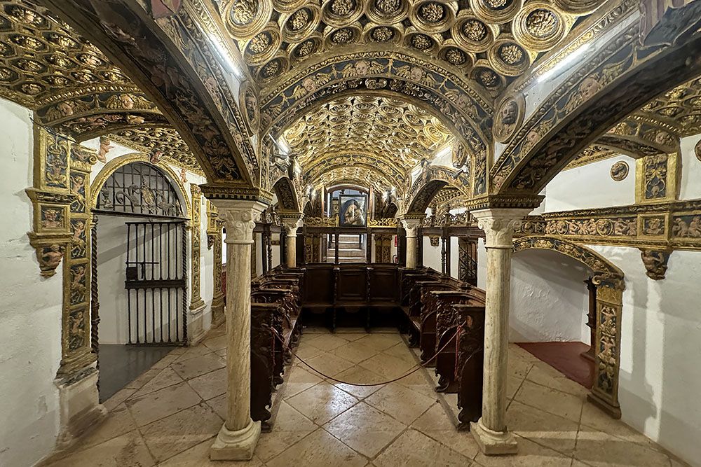 silver-travellers-spain-highlight-caminos-de-pasion-part2-osuna-burial-chapel-mobile Burial chapel