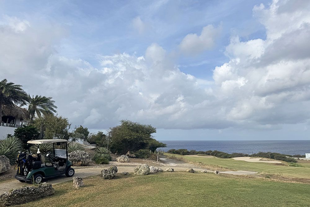 silver-travellers-dutch-caribbean-curacao-highlight-golf-blue-bay-buggy-mobile buggy