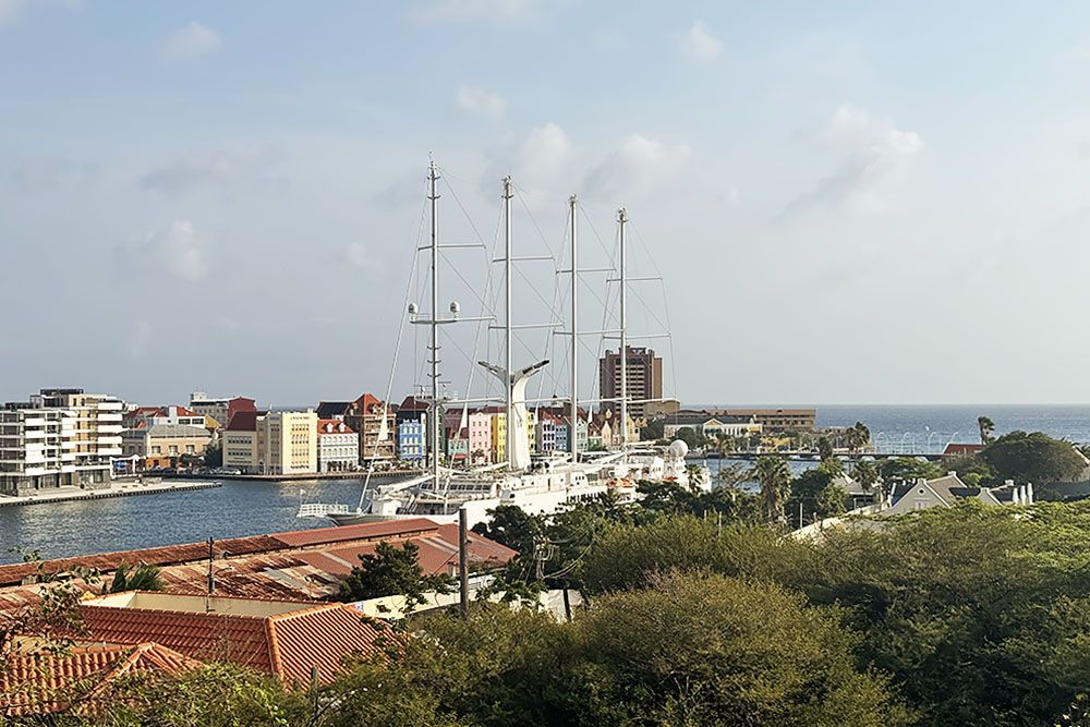 silver-travellers-dutch-caribbean-curacao-highlight-willemstad-part2-otrobanda-view-mobile Viewpoint