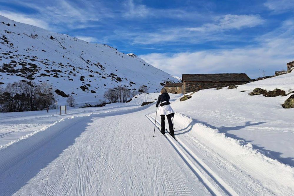 snowshoeing and cross country skiing in Les Menuires