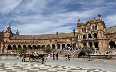 Seville by Bike: The Ultimate Guided Tour Experience