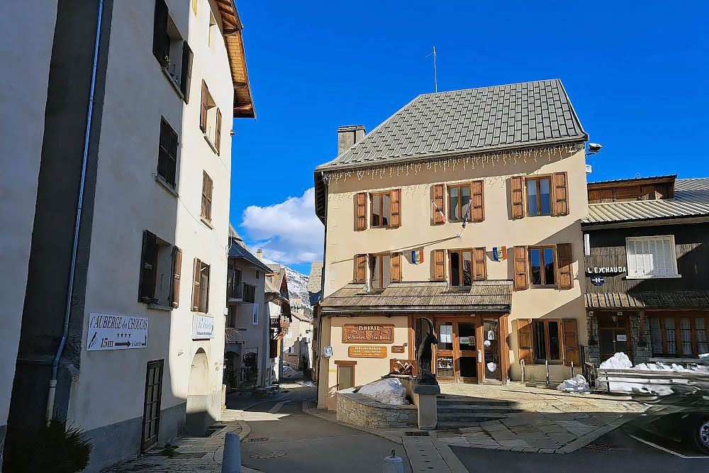 Square in Monetier